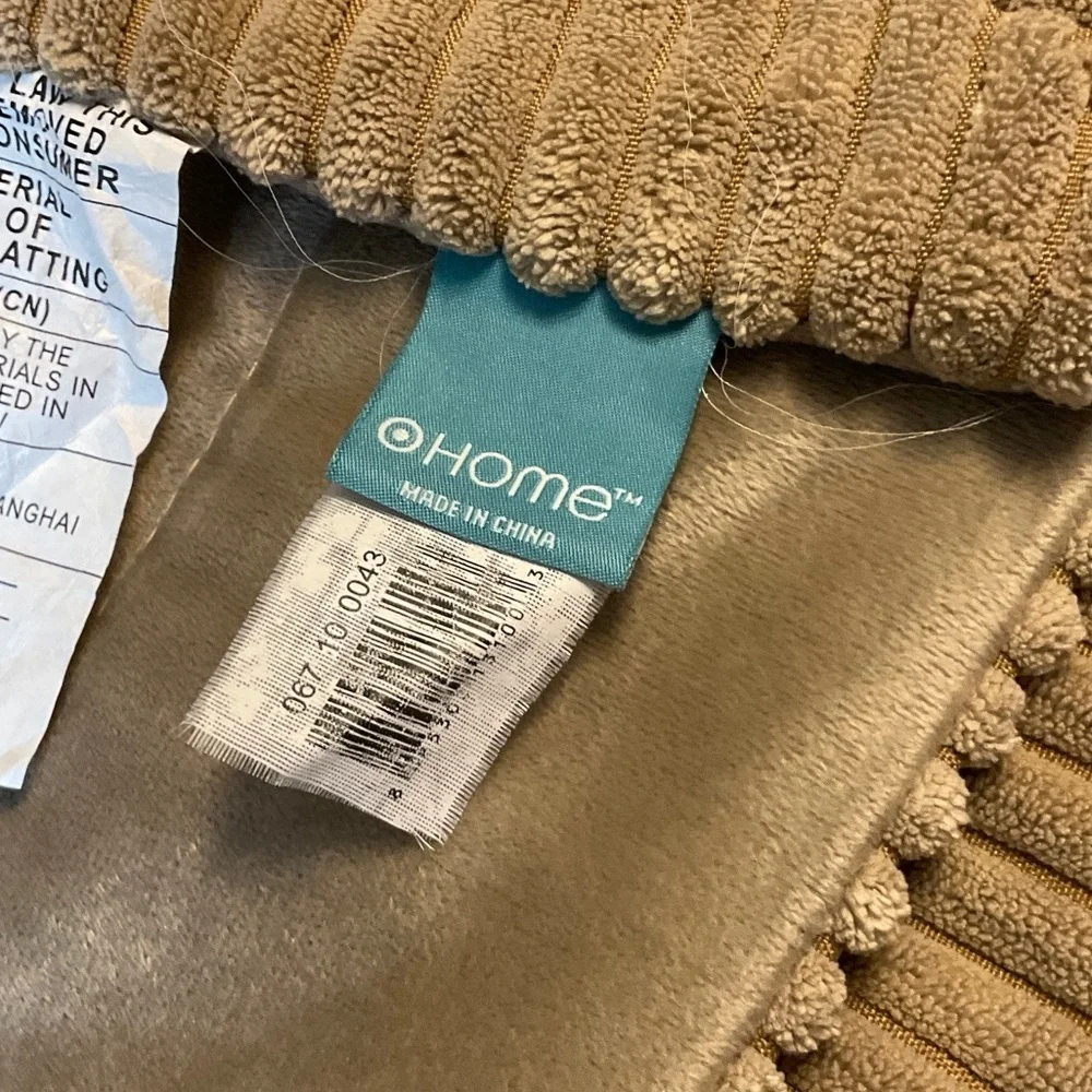 Luxurious Tan Throw Blanket